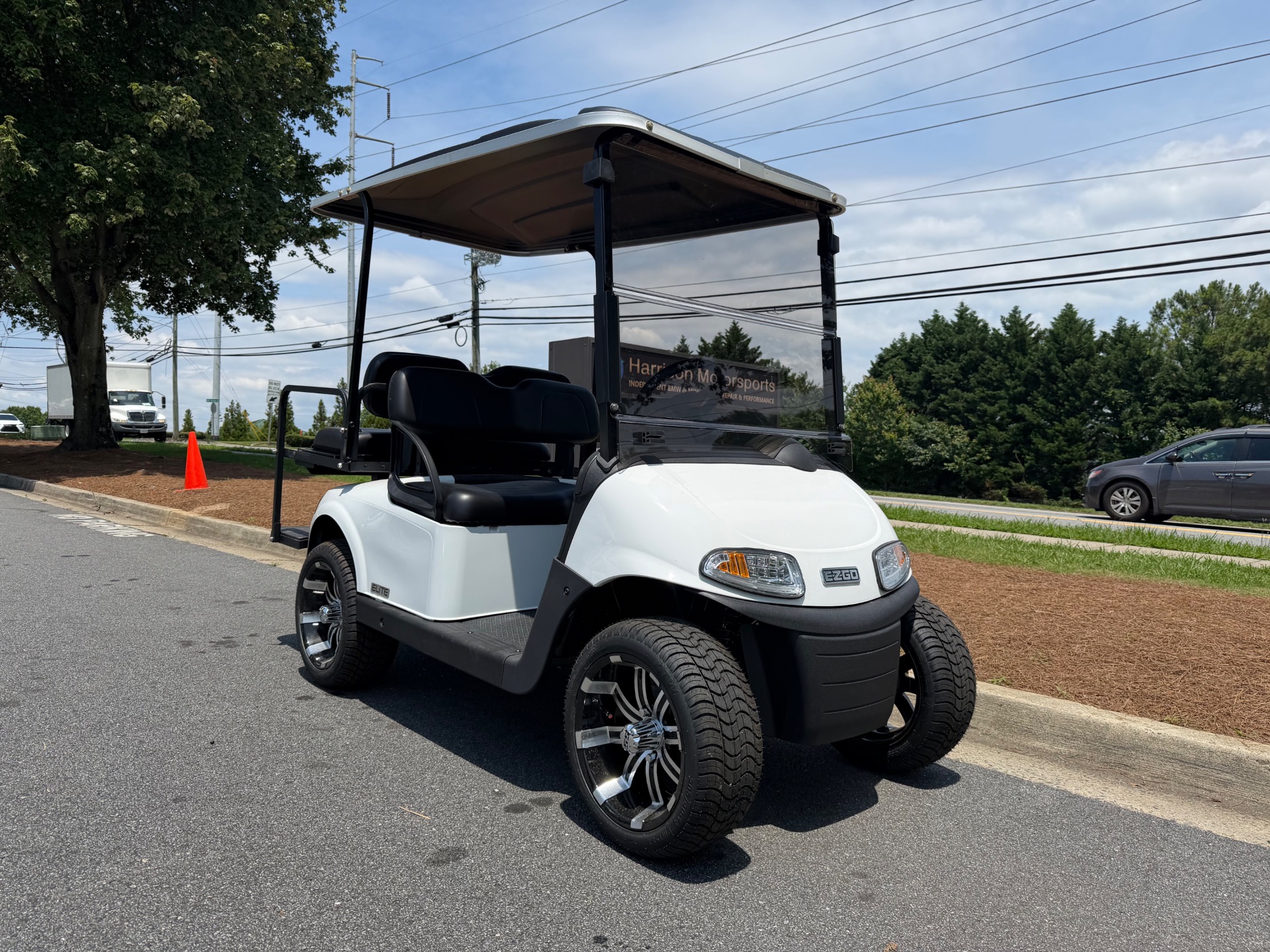 2026 E-Z-GO RXV Elite